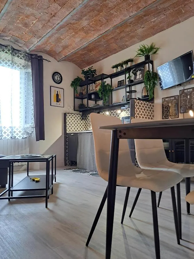 Guest House Vista Bella Apartment & Studio Prata 이탈리아